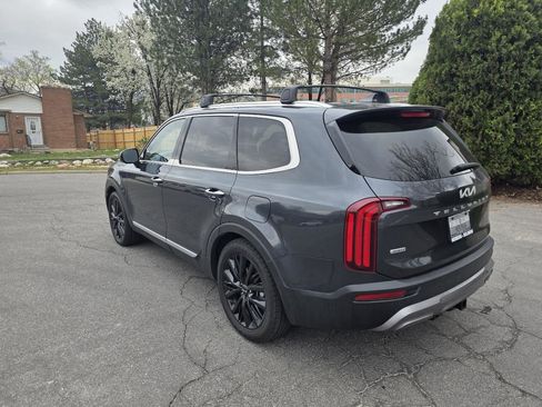 Used 2022 Kia Telluride SX w/ SX Prestige Package image 5