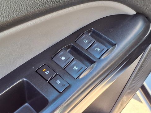 Used 2022 Chevrolet Colorado W/T w/ WT Convenience Package image 15