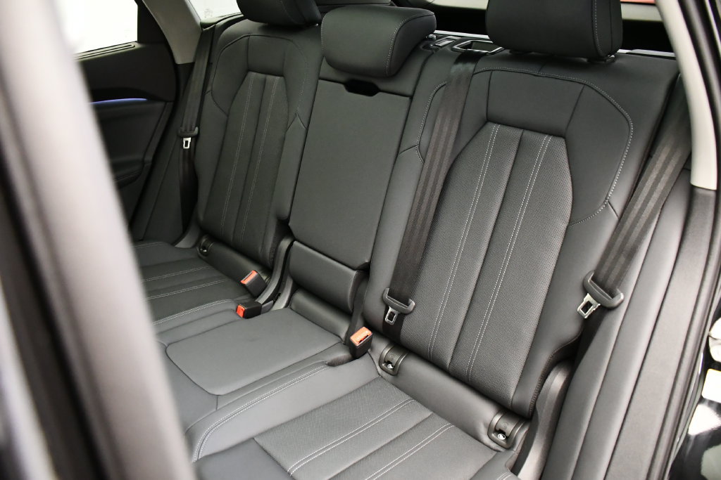 Used 2025 Audi Q5 Prestige AWD/4WD image 41