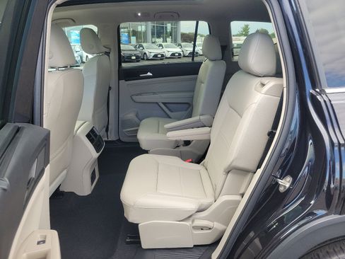 Used 2021 Volkswagen Atlas SEL image 10