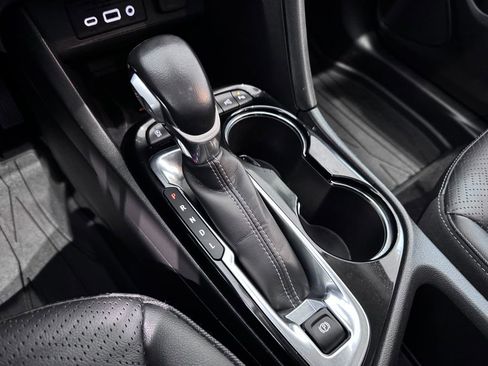 Certified 2022 Buick Encore GX Essence w/ Advanced Technology Package image 22