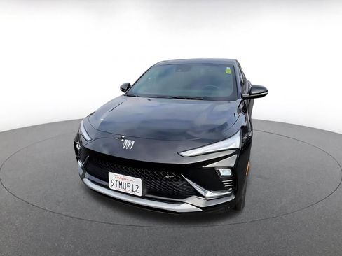 Used 2025 Buick Envista Sport Touring image 7