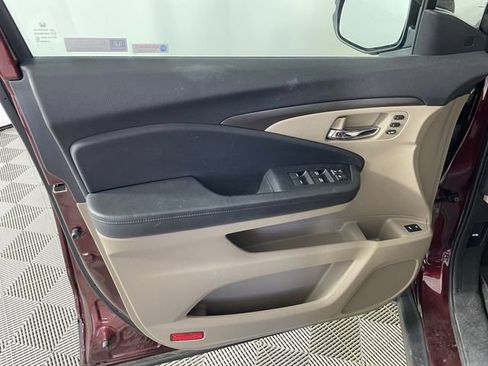 Used 2019 Honda Pilot EX-L image 11