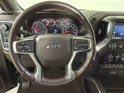 Used 2020 Chevrolet Silverado 1500 LT Trail Boss AWD/4WD image 14
