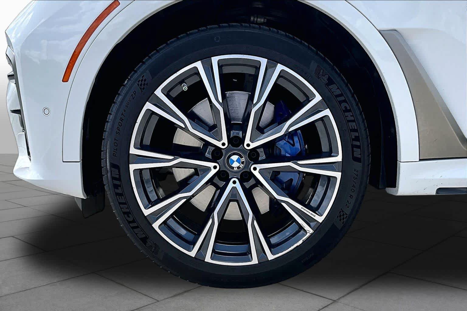 Used 2022 BMW X7 M50i w/ Cold Weather Package AWD/4WD image 10