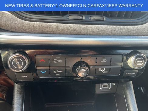 Used 2024 Jeep Compass Latitude AWD/4WD image 25