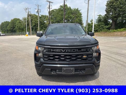 Used 2023 Chevrolet Silverado 1500 Custom RWD image 2
