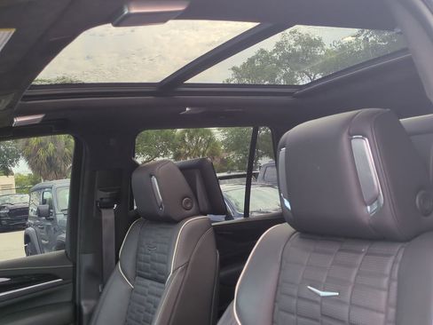 Used 2023 Cadillac Escalade V w/ Heavy-Duty Trailer Package AWD/4WD image 23