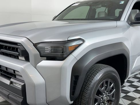 Used 2025 Toyota 4Runner SR5 image 19
