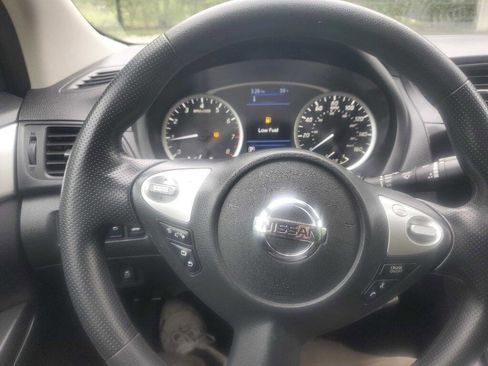 Used 2019 Nissan Sentra S image 27