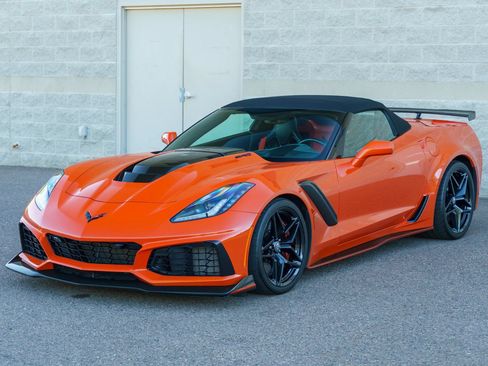 Used 2019 Chevrolet Corvette ZR1 RWD image 79
