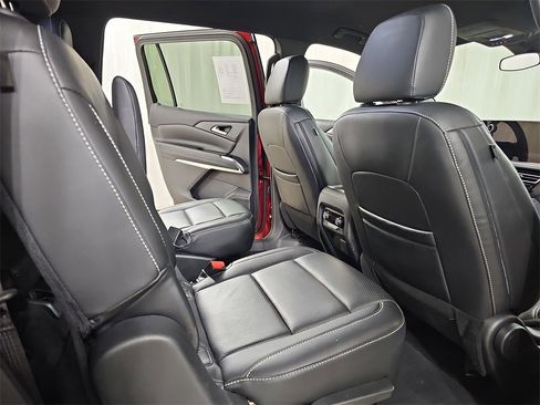 Certified 2024 Chevrolet Traverse LT image 15