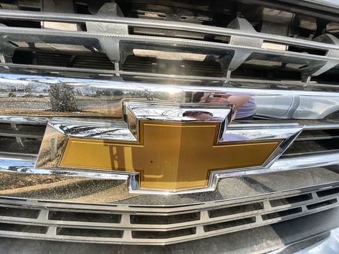 Used 2022 Chevrolet Silverado 1500 LT image 31