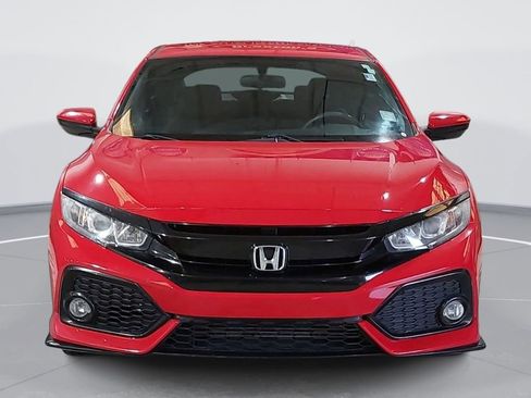 Used 2017 Honda Civic Sport image 2