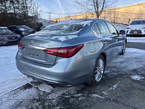 Used 2019 INFINITI Q50 Luxe w/ Essential Package (3.0T Luxe) image 5