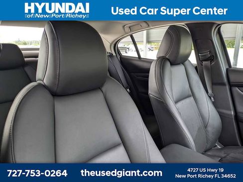 Used 2021 MAZDA MAZDA3 s FWD image 6