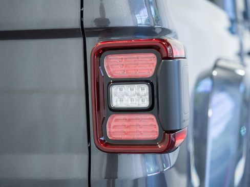 New 2026 Jeep Gladiator Sport AWD/4WD image 6
