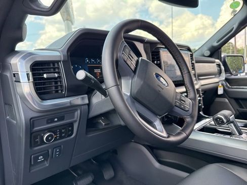 New 2025 Ford F150 Lariat w/ Equipment Group 502A High image 29