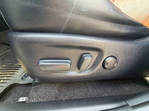 Used 2017 Toyota RAV4 Limited w/ Advanced Technology Package image 22