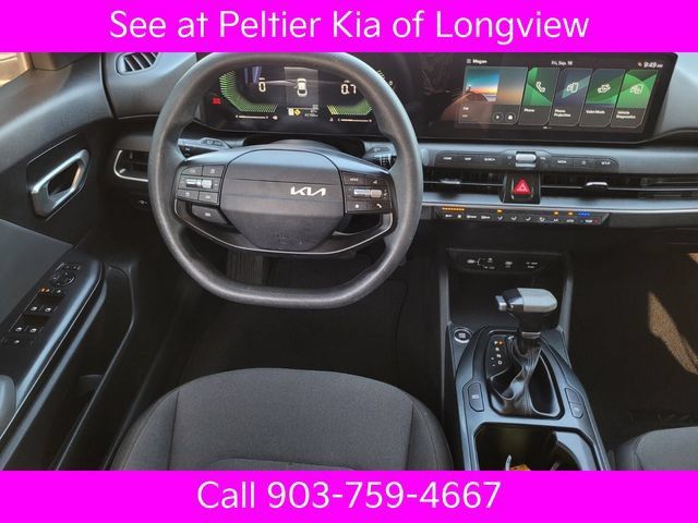 Certified 2025 Kia K4 FWD image 18