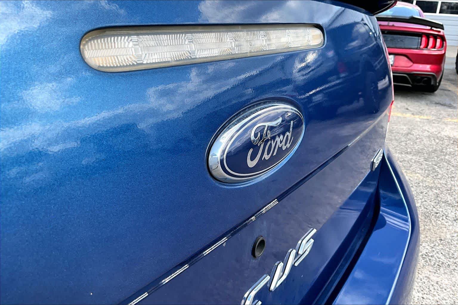 Used 2009 Ford Focus SES FWD image 30