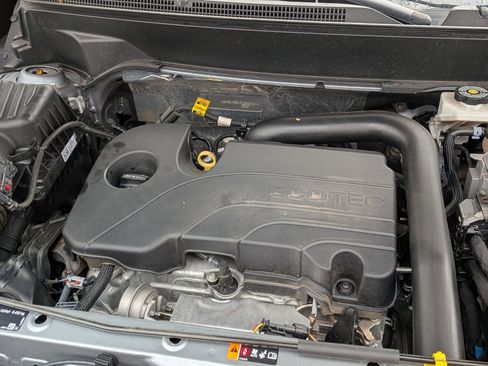 Used 2023 GMC Terrain SLT image 35