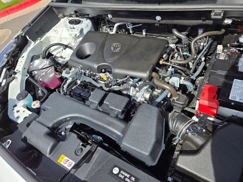 Used 2025 Toyota RAV4 LE image 16