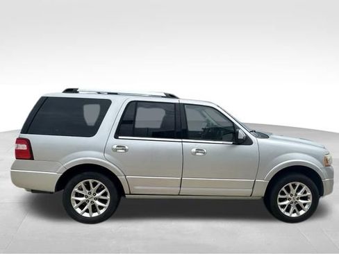 Used 2015 Ford Expedition Limited w/ Equipment Group 301A RWD image 10