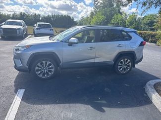 Used 2019 Toyota RAV4 Limited video 1