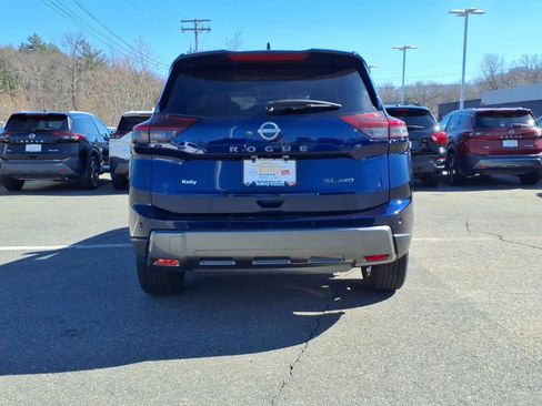 Certified 2026 Nissan Rogue SL AWD/4WD image 5