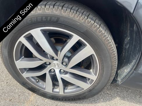 Used 2016 Honda Pilot Touring image 31