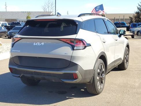 Used 2023 Kia Sportage X-Line AWD/4WD image 4
