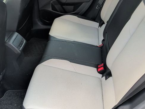 Used 2020 Volkswagen Jetta R-Line w/ R-Line Cold Weather Package FWD image 9