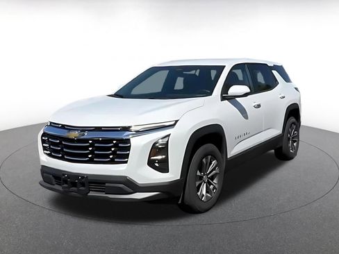 Used 2025 Chevrolet Equinox LT FWD image 7