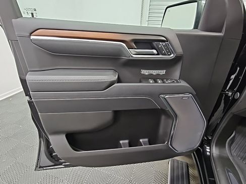 Used 2025 GMC Sierra 1500 Denali w/ Denali Reserve Package image 30