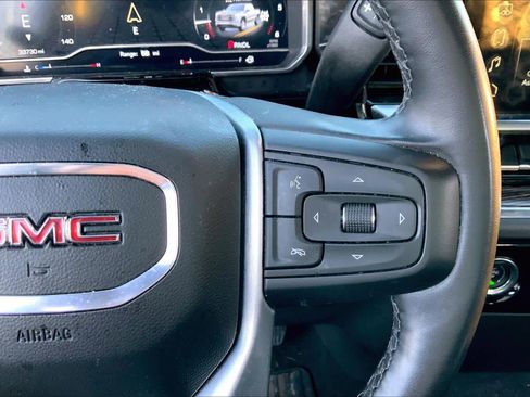 Used 2023 GMC Sierra 1500 Elevation image 25