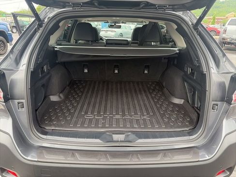 Certified 2025 Subaru Outback Onyx Edition AWD/4WD image 33