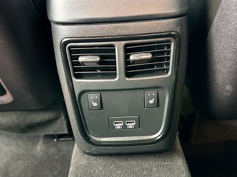 Used 2022 Dodge Charger Scat Pack w/ Daytona Edition Group image 24