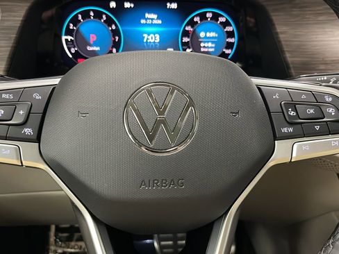 Used 2024 Volkswagen Atlas SEL Premium R-Line AWD/4WD image 16