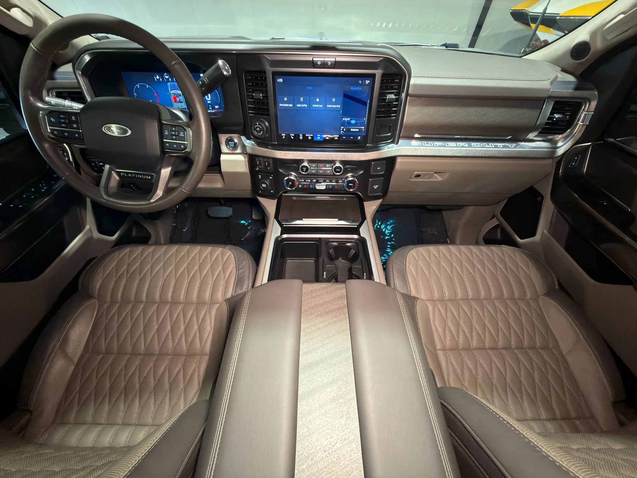 Used 2025 Ford F450 Platinum w/ Platinum Plus Package AWD/4WD image 18