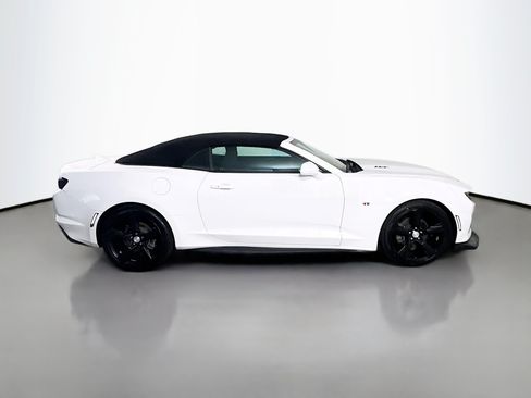 Used 2019 Chevrolet Camaro LT RWD image 11