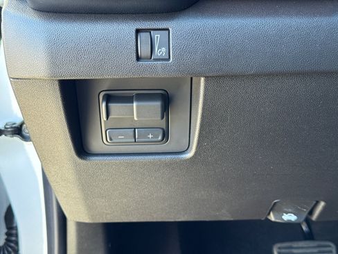 Used 2026 GMC Canyon AT4 AWD/4WD image 30