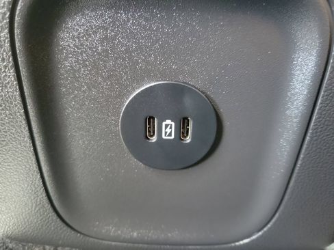 Used 2023 Ford Escape Active w/ Tech Pack #1 AWD/4WD image 16