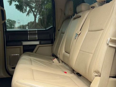 Used 2017 Ford F250 Lariat w/ Lariat Ultimate Package AWD/4WD image 22