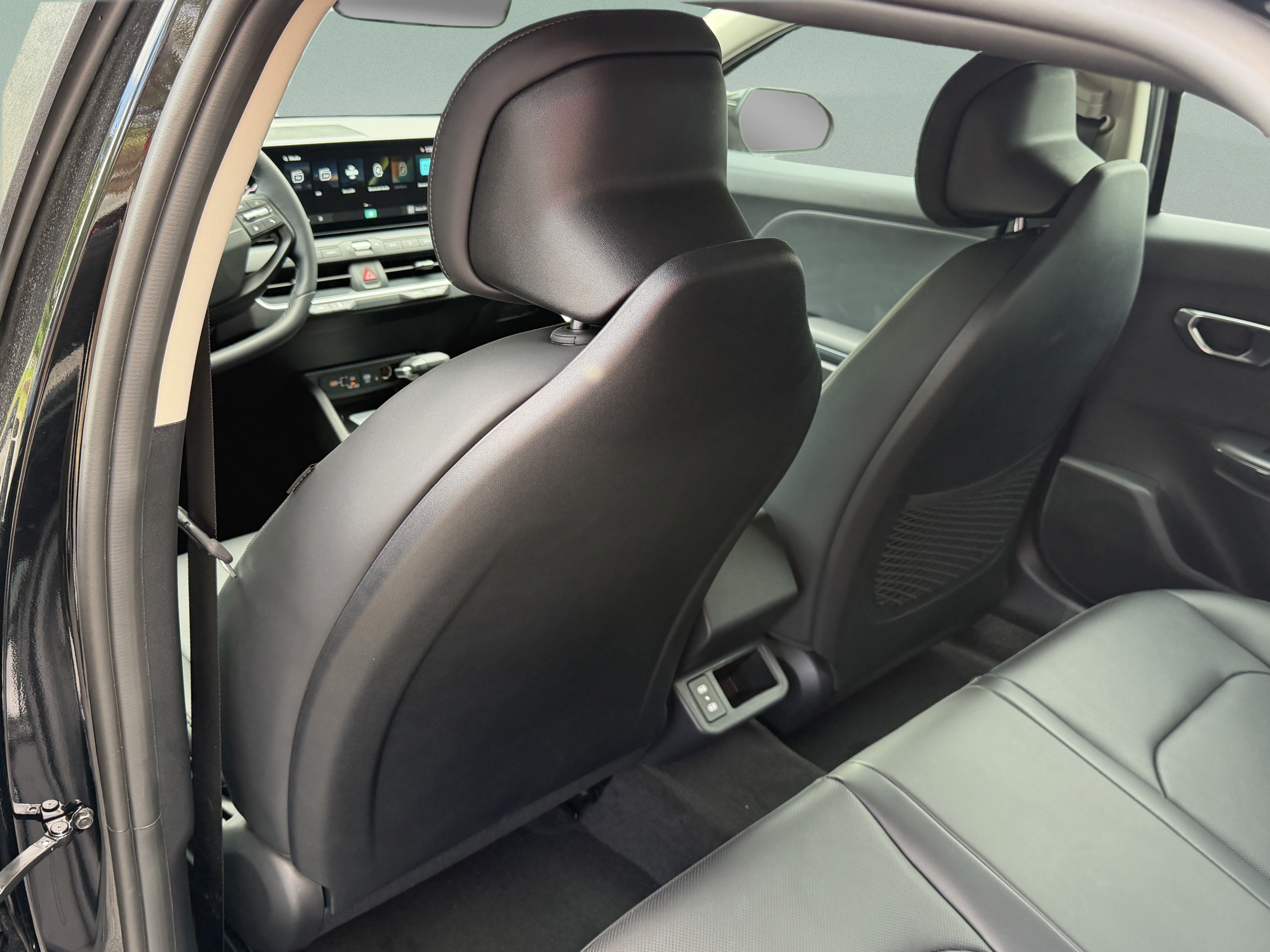 New 2026 Kia K4 EX FWD image 17