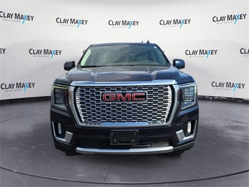 Used 2022 GMC Yukon Denali w/ Denali Premium Package image 8