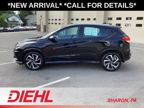Used 2019 Honda HR-V Sport image 4
