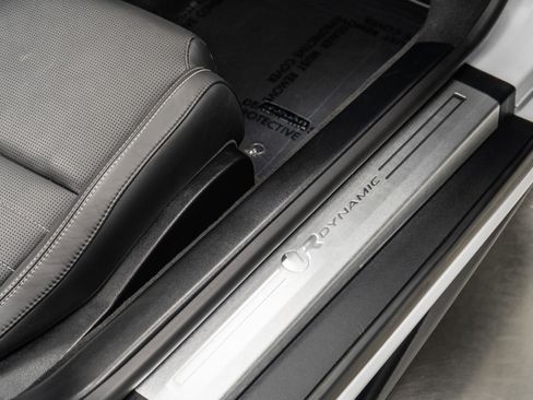 Used 2019 Jaguar F-TYPE R-Dynamic image 30