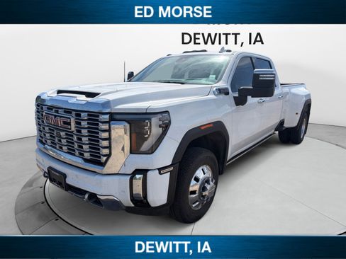 Used 2024 GMC Sierra 3500 Denali w/ Denali Reserve Package AWD/4WD image 1