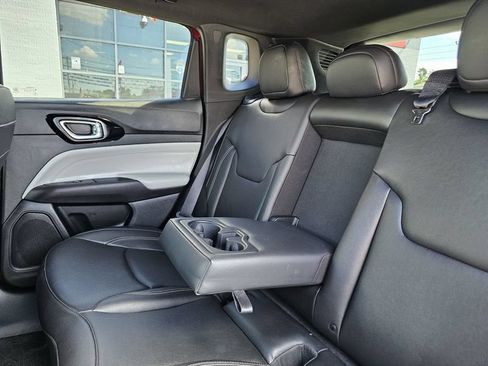 Used 2025 Jeep Compass Limited AWD/4WD image 27